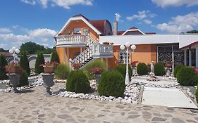 Villa Apartment